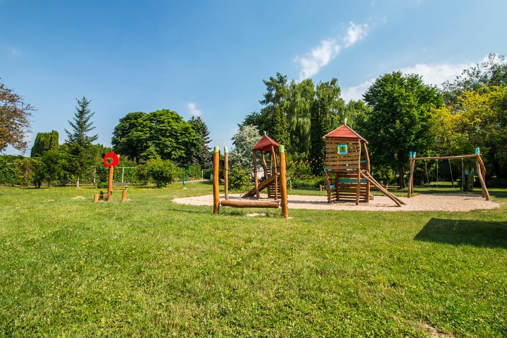 Penzion V Parku Cejkovice  Exterior foto